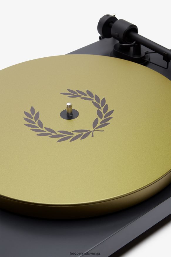 Barvni detajli gramofona Fred Perry gramofon barvne detajle