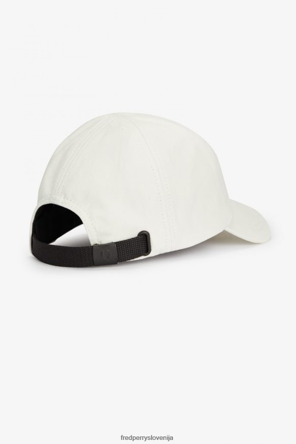 Detajl vezenine na Fred Perry kapici Fred Perry keper kapica - detajl vezenine