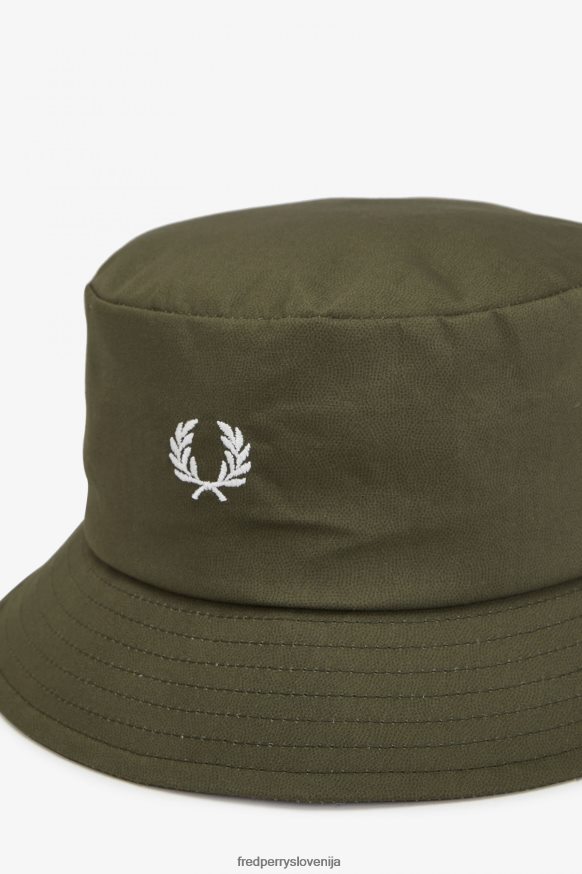 Fred Perry bucket klobuk - detajl lovorovega venca