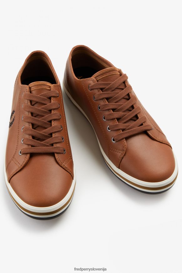 Stranski pogled na Fred Perry Kingston čevlje