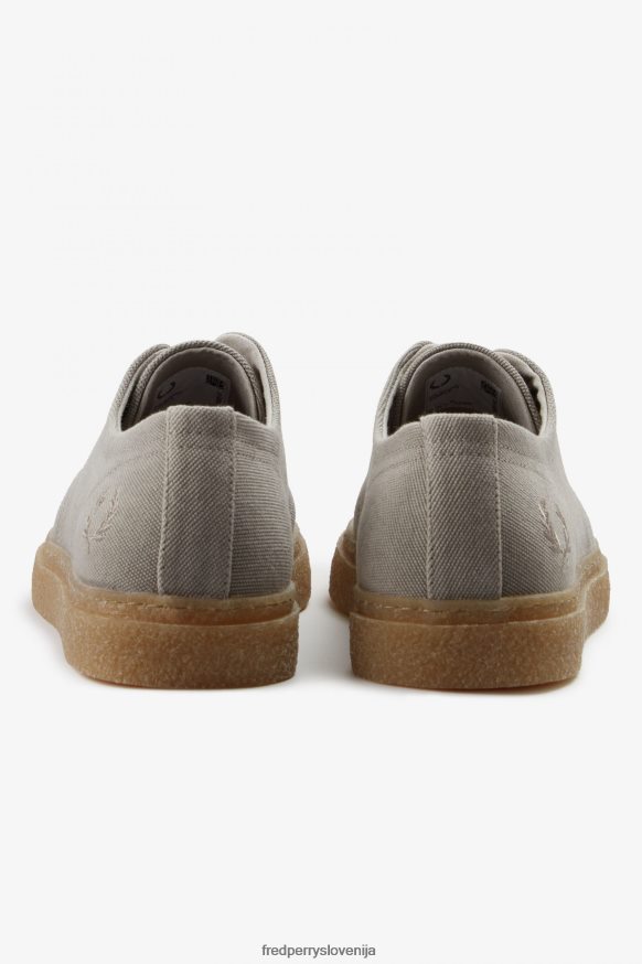 Fred Perry čevlji obrabijo učinek