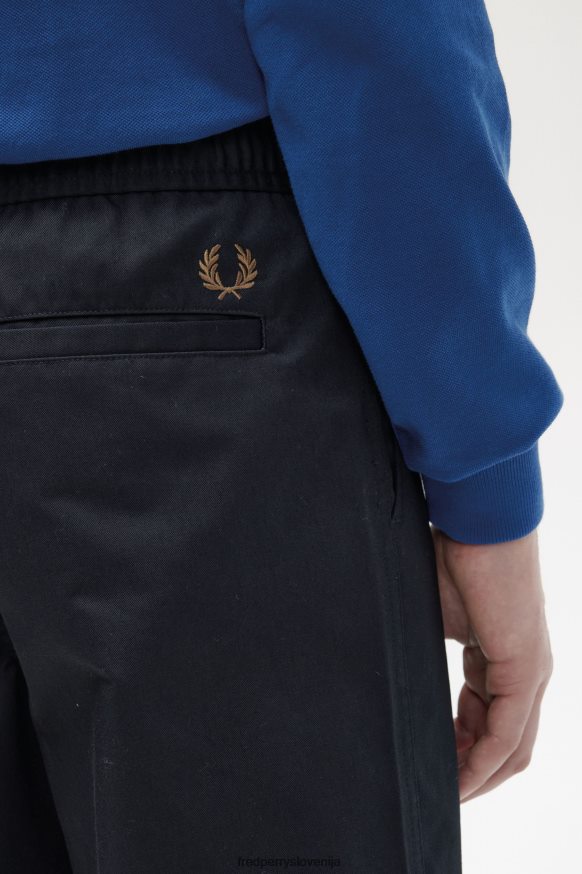 Fred Perry hlače - kombinacija z ostalo garderobo