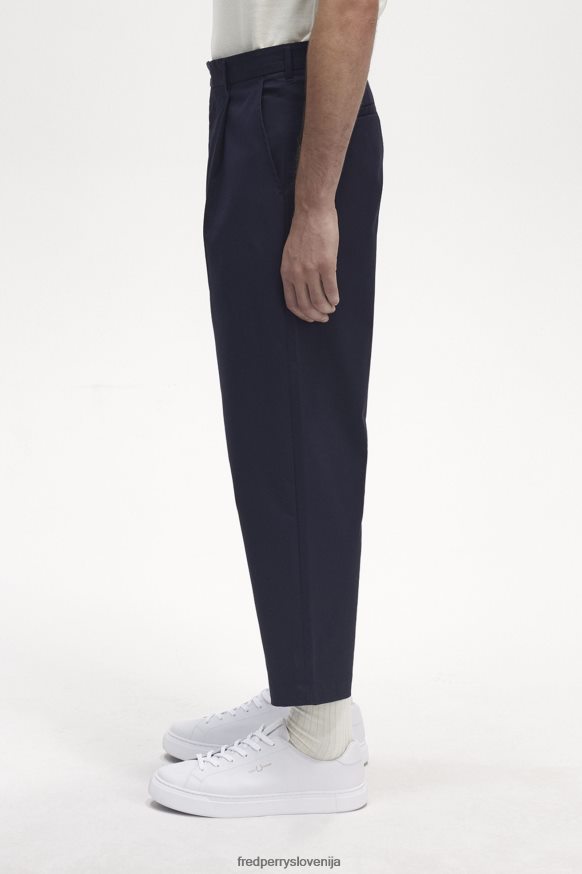 Podrobnosti o blagovni znamki Fred Perry Shorts Prikaže se podrobnosti o kratkih kratkih hlačah Fred Perry
