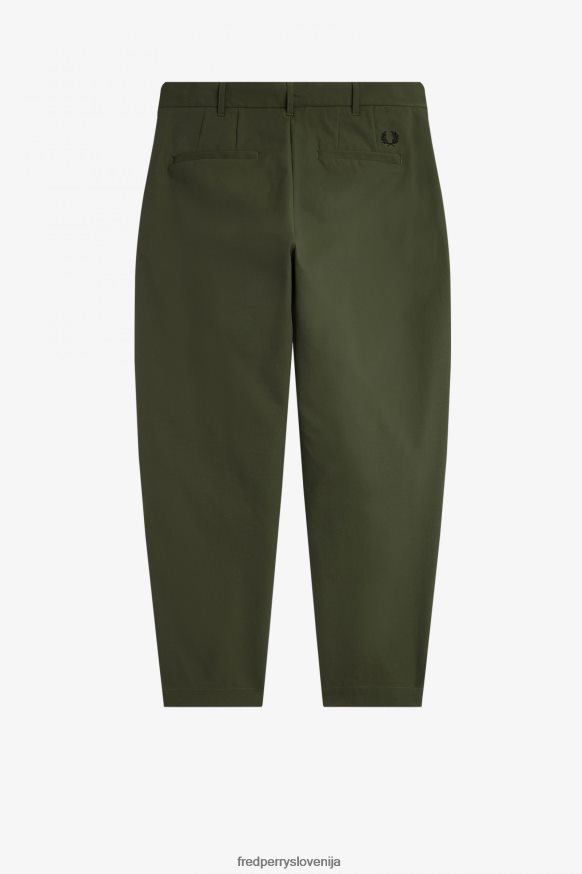 Splošni stilski učinek priložnostnih hlač Fred Perry