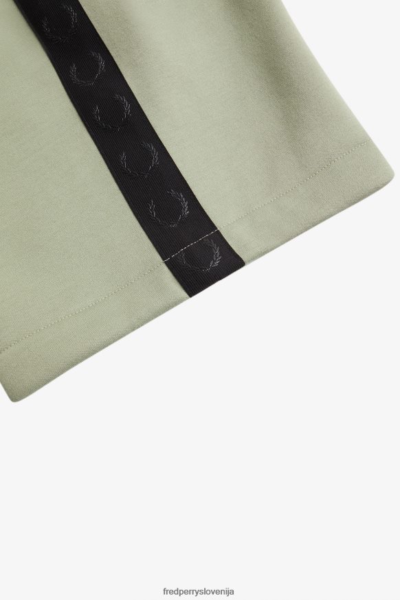 Fred Perry hlače - celostna podoba