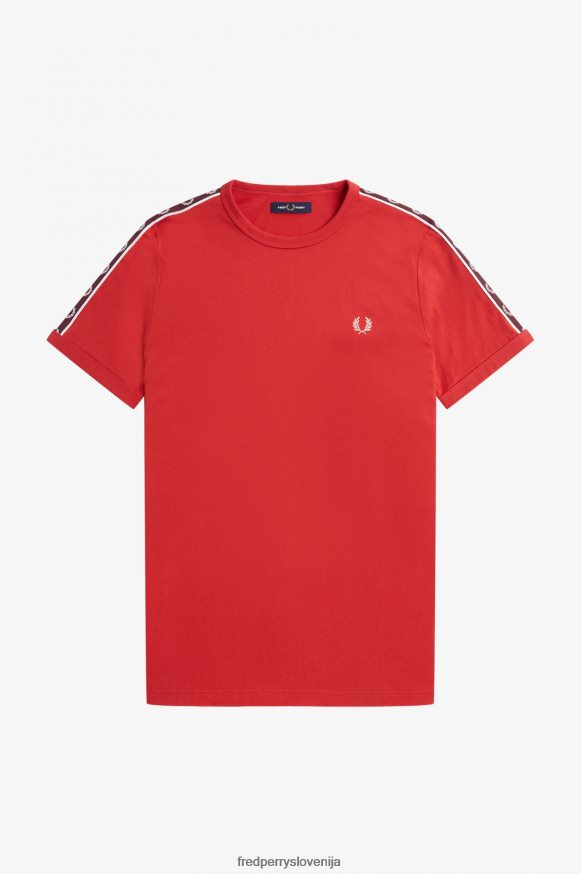Fred Perry majica Laurel značka od blizu