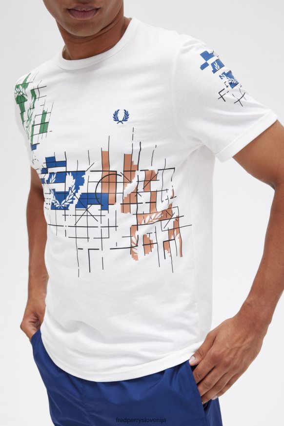 Fred Perry majica v kombinaciji z drugimi kosi Fred Perry majica - kombinacija z drugačnimi oblačili