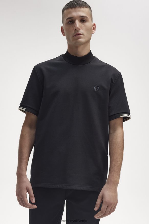 Detajl vezenja lovorovega venca Fred Perry majica - detajl vezenja