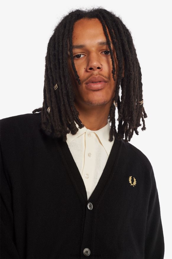 Fred Perry jopica - kombinacija s hlačami