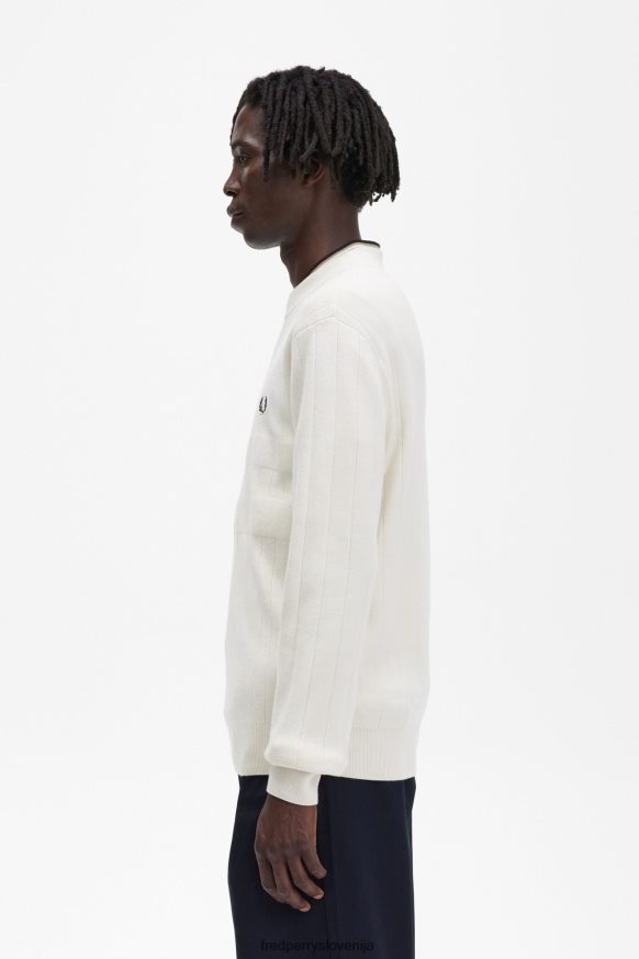 Detajli Fred Perry ekru puloverja