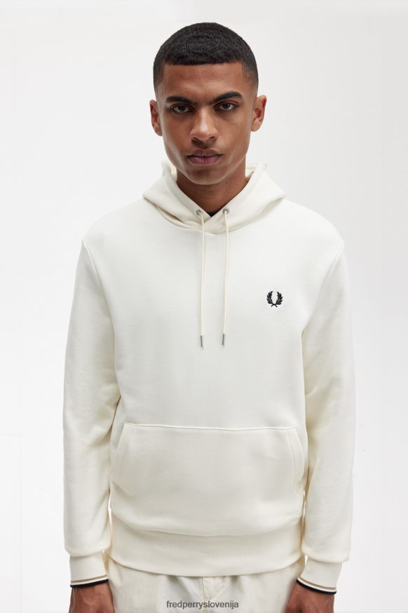 Fred Perry pulover v akciji