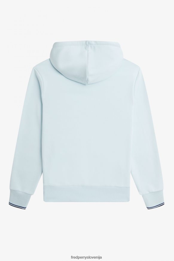 Detajl vezenine lovorovega venca Fred Perry pulover - detajl vezenine