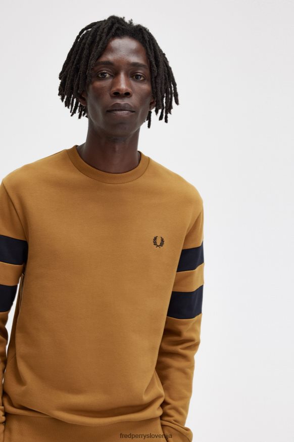Fred Perry pulover - detajl konic na rokavih
