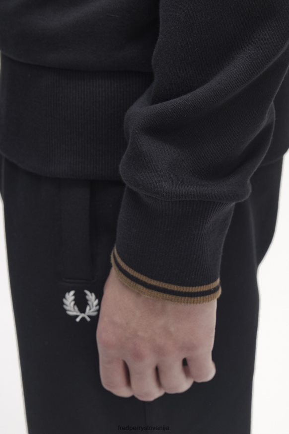 Fred Perry pulover v kombinacijah