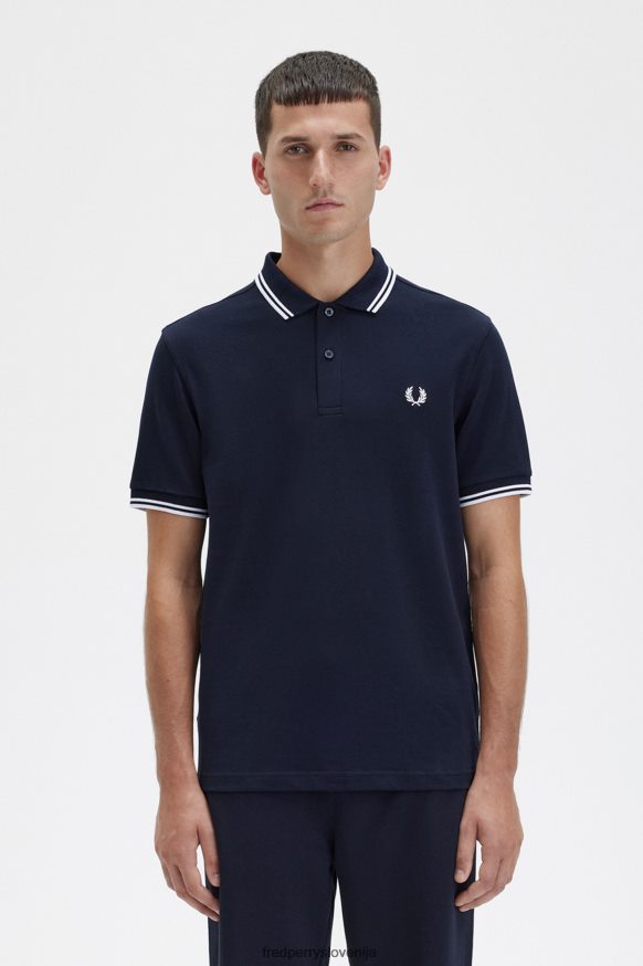 Fred Perry majica kombinirana s kavbojkami