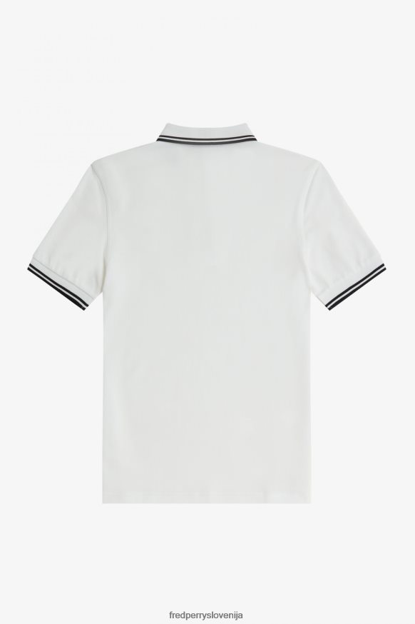 Fred Perry majica v kombinaciji