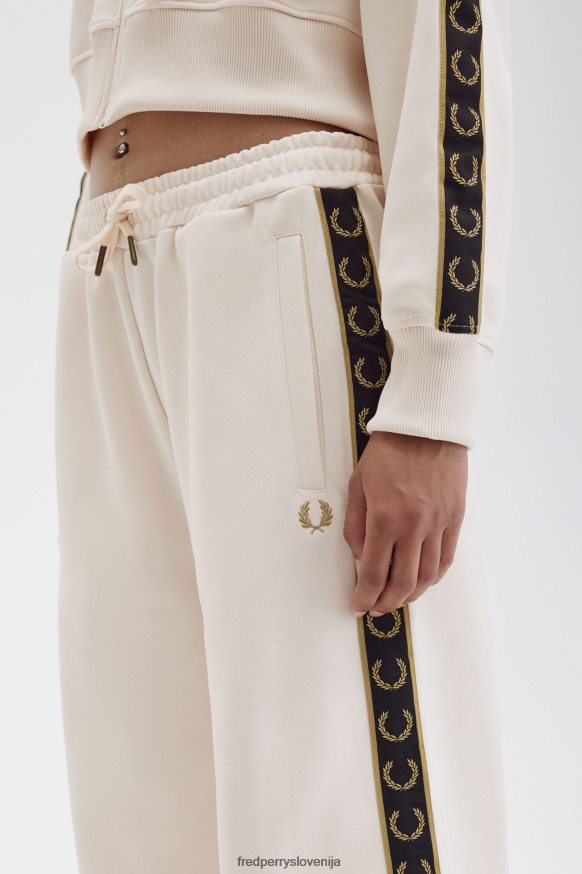 Fred Perry trenirke - detajl pasu