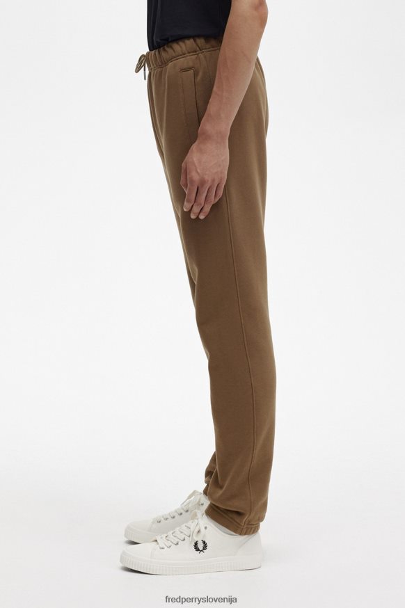 Podrobnosti o vadbeni majici Fred Perry