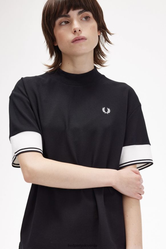 Fred Perry majica - detajl lovorovega venca