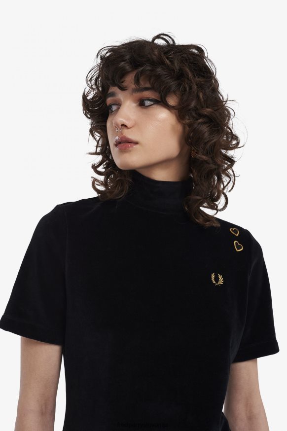 Stranski detajli Fred Perry velur majice Fred Perry majica - stranski pogled