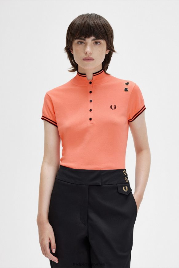 Fred Perry pletena srajca - detajli ovratnika