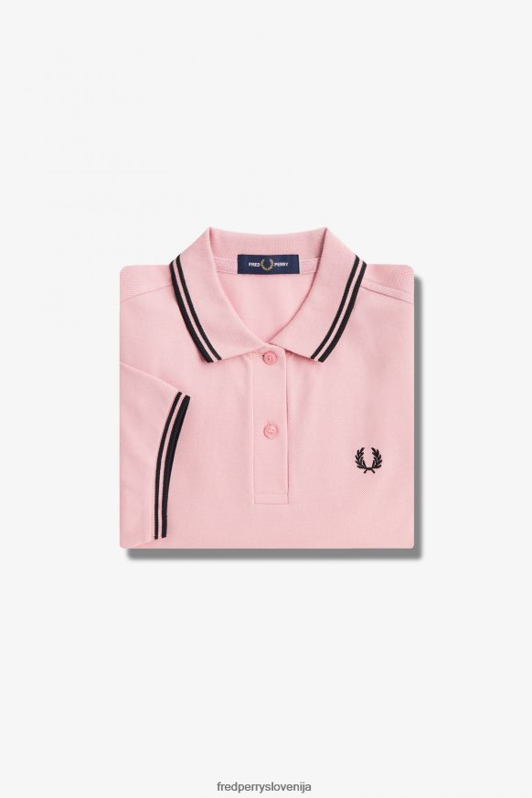 Detajl ovratnika in gumbov na Fred Perry polo majici