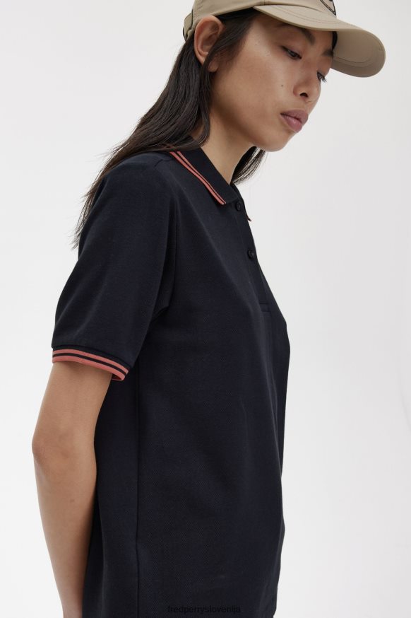 Fred Perry majica g3600 črna/svetla rja stranski pogled